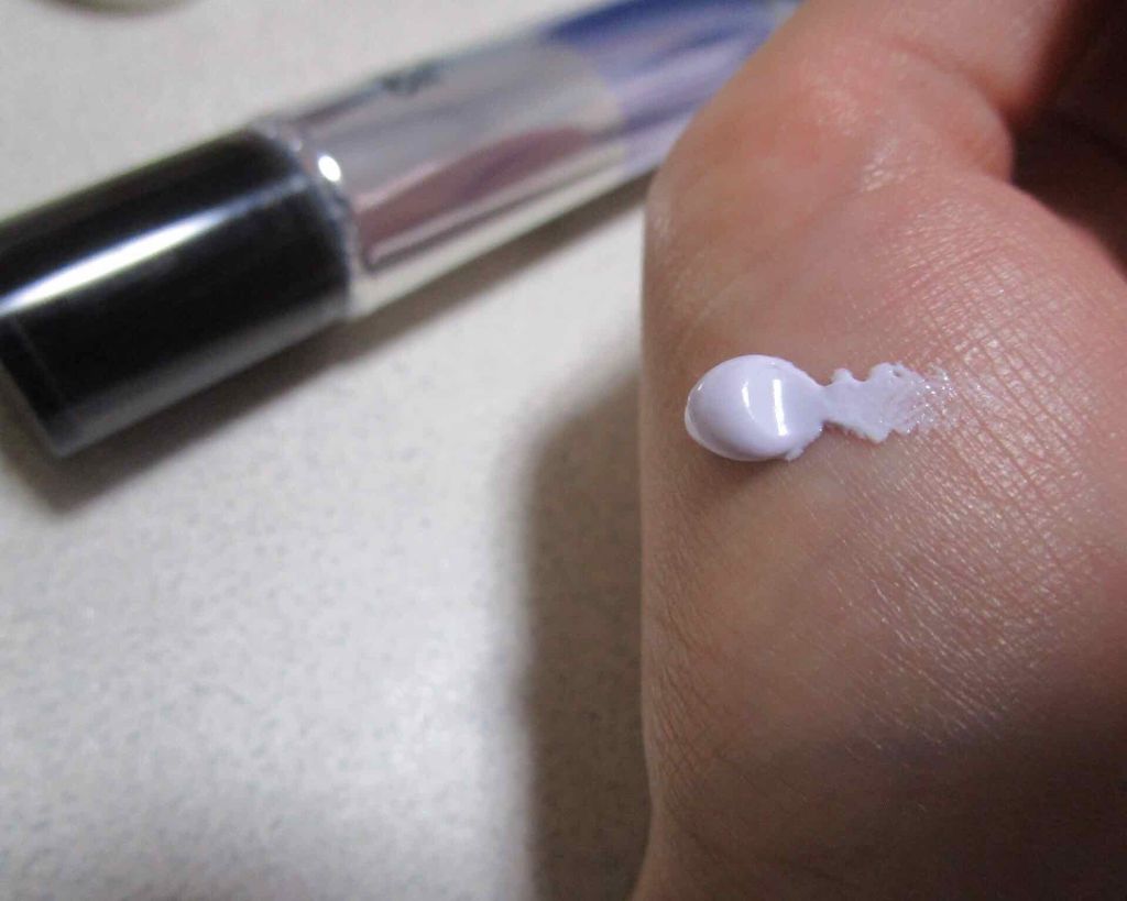 スキンカラーコントロールベース/KATE/化粧下地を使ったクチコミ（3枚目）