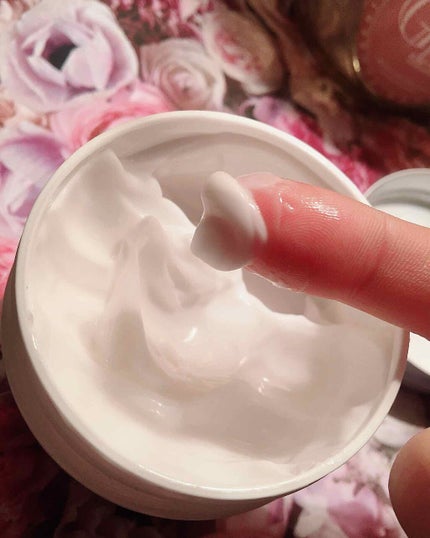 プロバンシア フレグランスボディクリーム アーモンドの香り/ペリカン石鹸/ボディクリームを使ったクチコミ(4枚目)