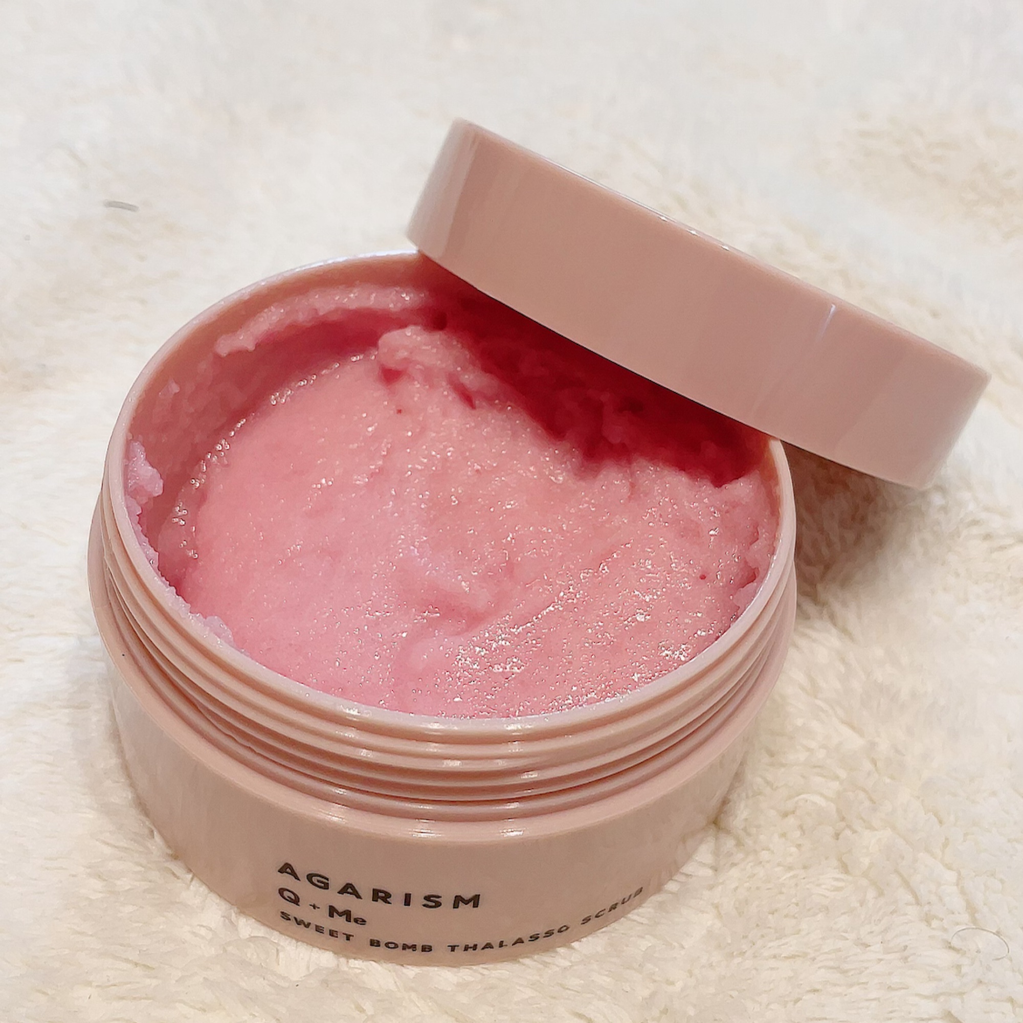 Q+Me スウィート ボム タラソ スクラブ/AGARISM/バストケア・ヒップケアを使ったクチコミ（2枚目）