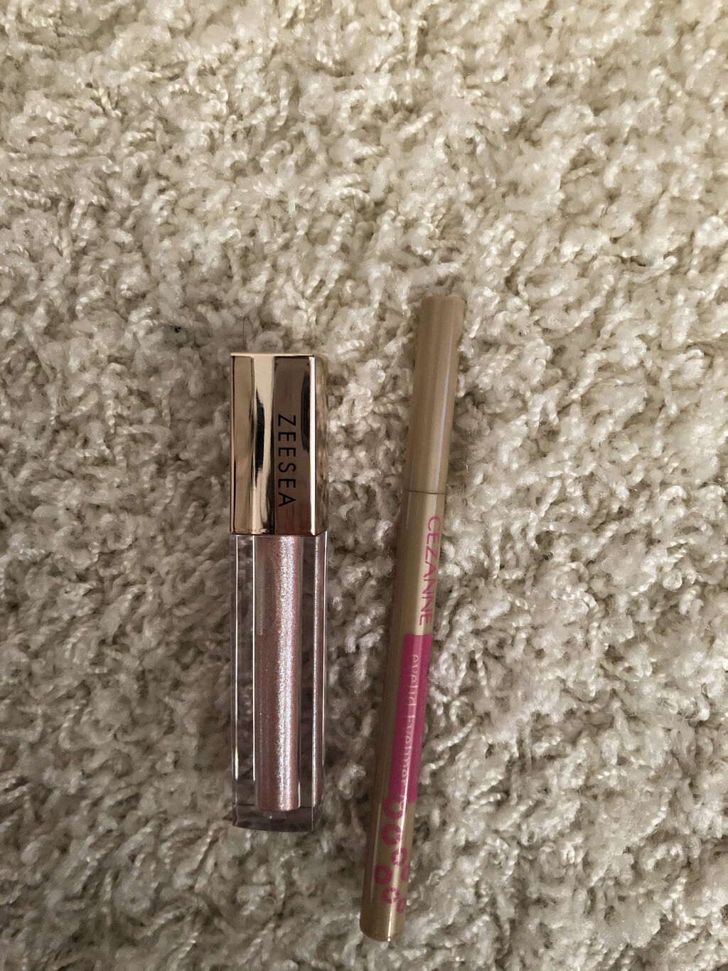 ダイヤモンドシリーズ 星空リキッドアイシャドウ/ZEESEA/リキッドアイシャドウを使ったクチコミ（1枚目）