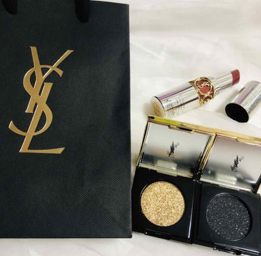 （💄）YVES SAINT LAURENT BEAUTE
ルージュ ヴォリュプテ ロックシャイン
02.カカオ　バウンス

シークインクラッシュ
01.レジェンダリー　ゴールド
10.ビート　ブラック
