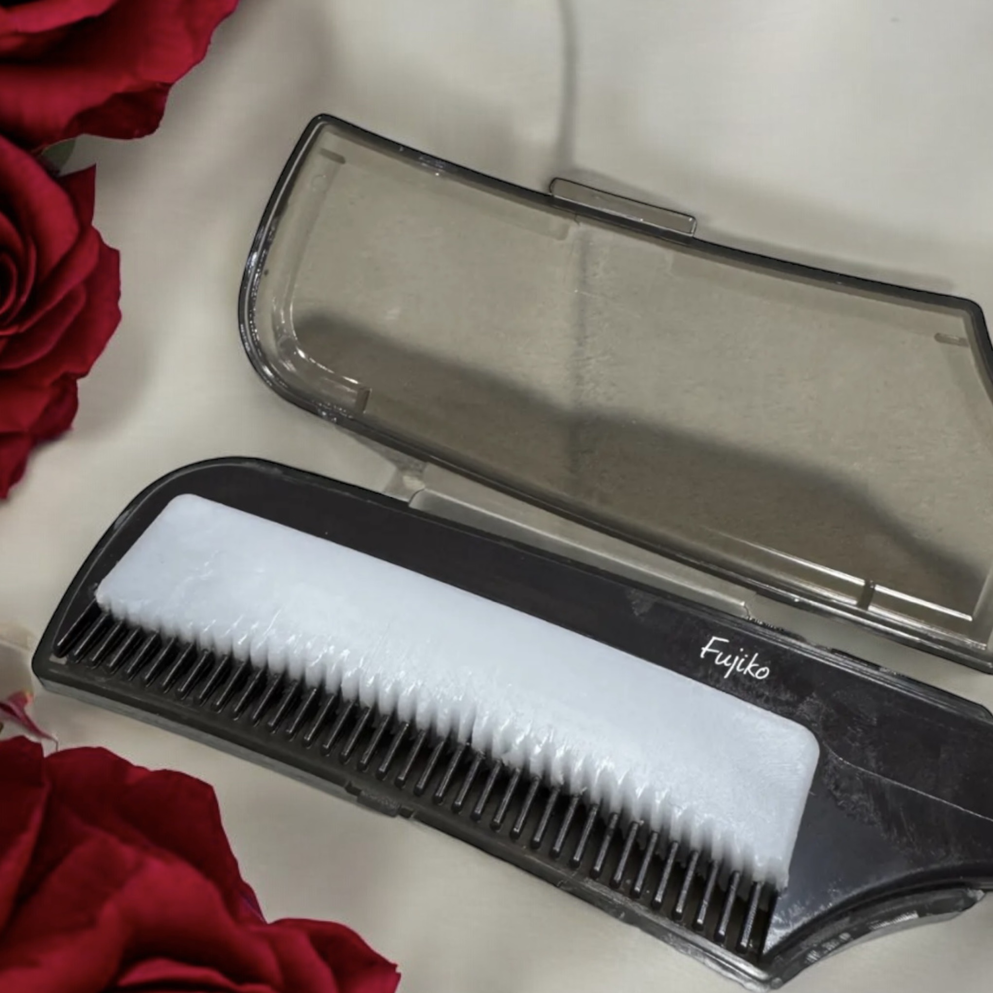 フジコ色っぽスティック/Fujiko/ヘアコームを使ったクチコミ（2枚目）