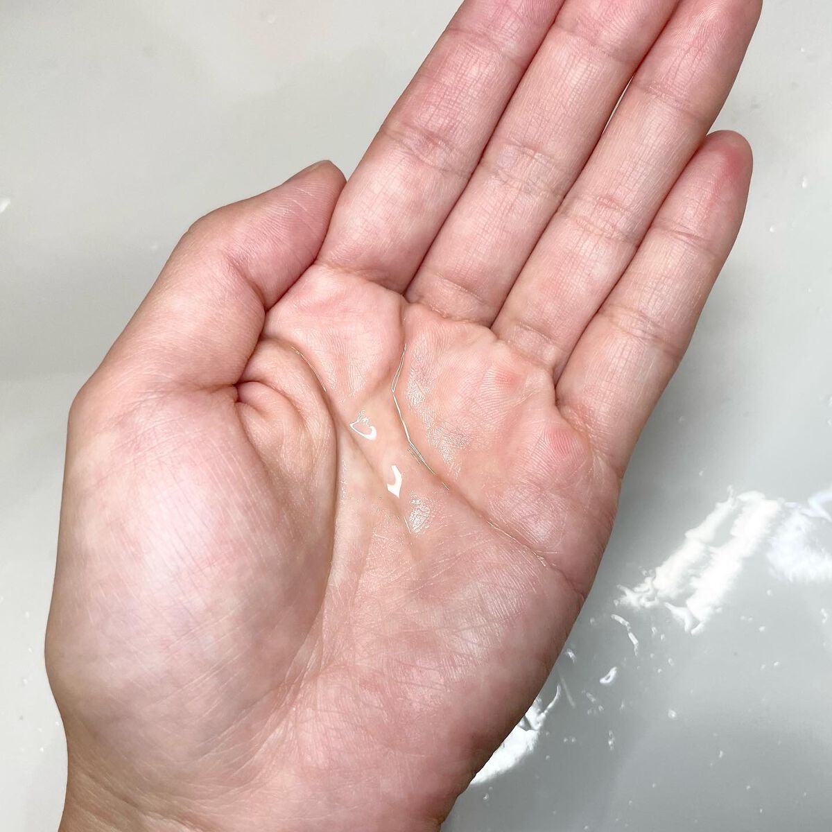 イドラクラリティ 薬用 トリートメント エッセンス ウォーター/DECORTÉ/化粧水を使ったクチコミ(2枚目)