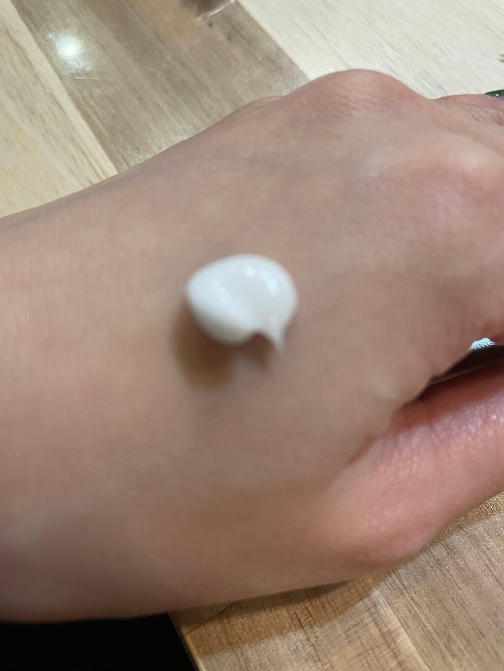 ありさ on LIPS 「.#カルテHDハンドクリームこれ、クリームは使ったことあって、..」(3枚目)