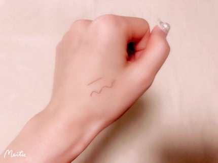 「密着アイライナー」ショート筆リキッド/デジャヴュ/リキッドアイライナーを使ったクチコミ(2枚目)