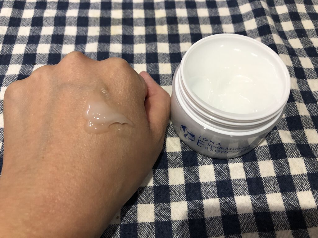 エッセンス ジェル/イオナ スパ＆ミネラル/オールインワン化粧品を使ったクチコミ（3枚目）