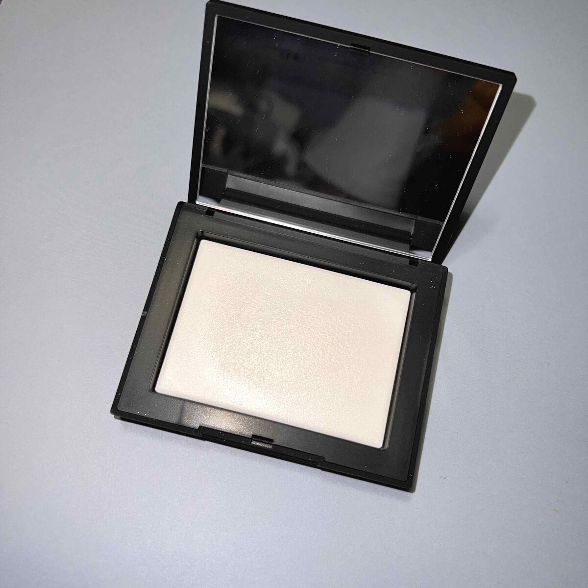 ライトリフレクティングセッティングパウダー　プレスト　N/NARS/プレストパウダーを使ったクチコミ（2枚目）