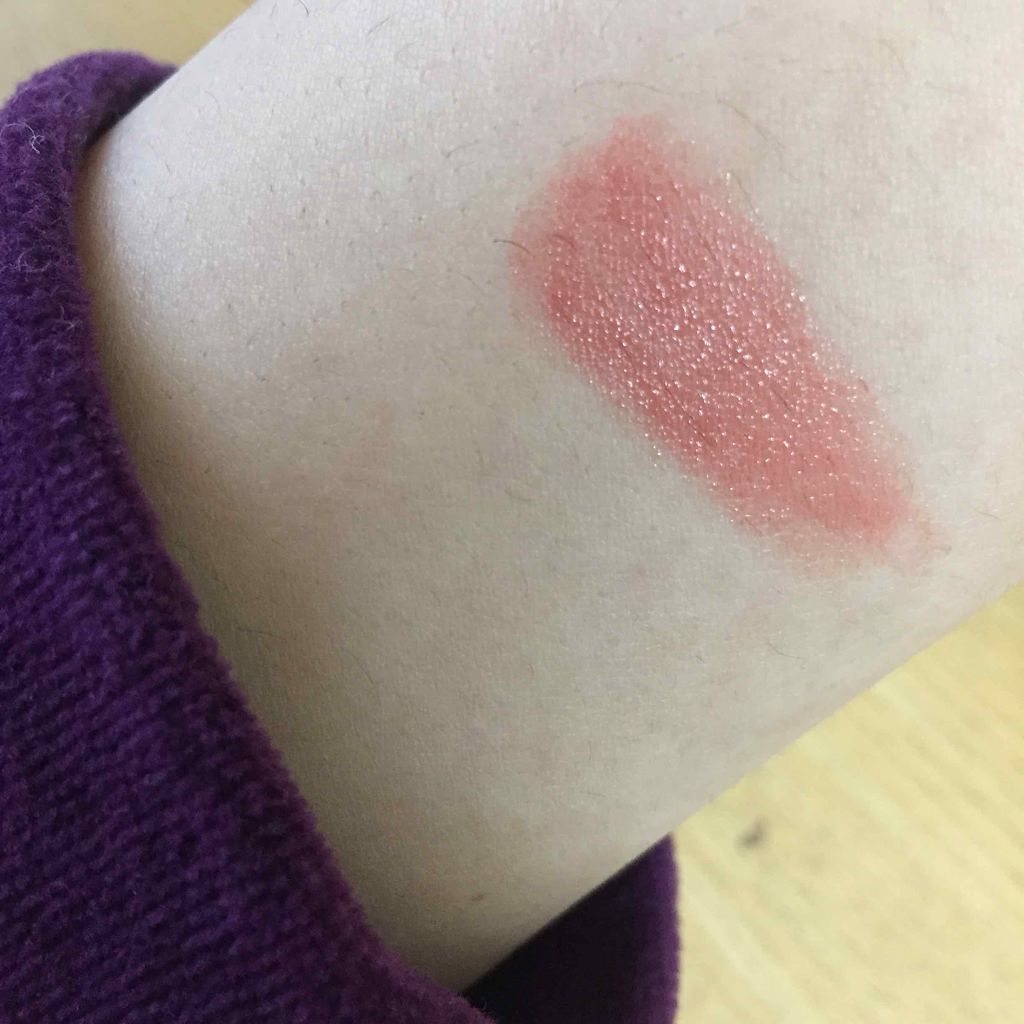 ラスティンググロスリップ/CEZANNE/口紅を使ったクチコミ（2枚目）