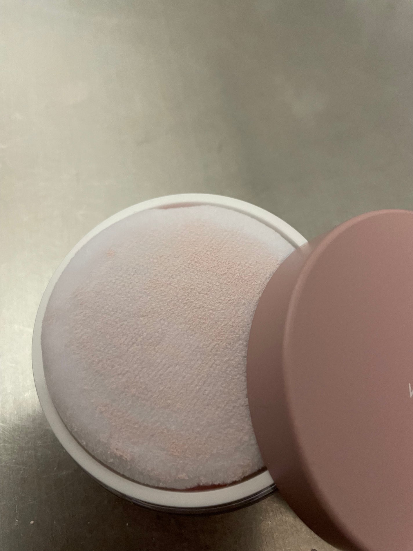 プランクトン on LIPS 「#ウォンジョンヨ パウダーピンクとベージュどちらかと言うとピン..」(3枚目)