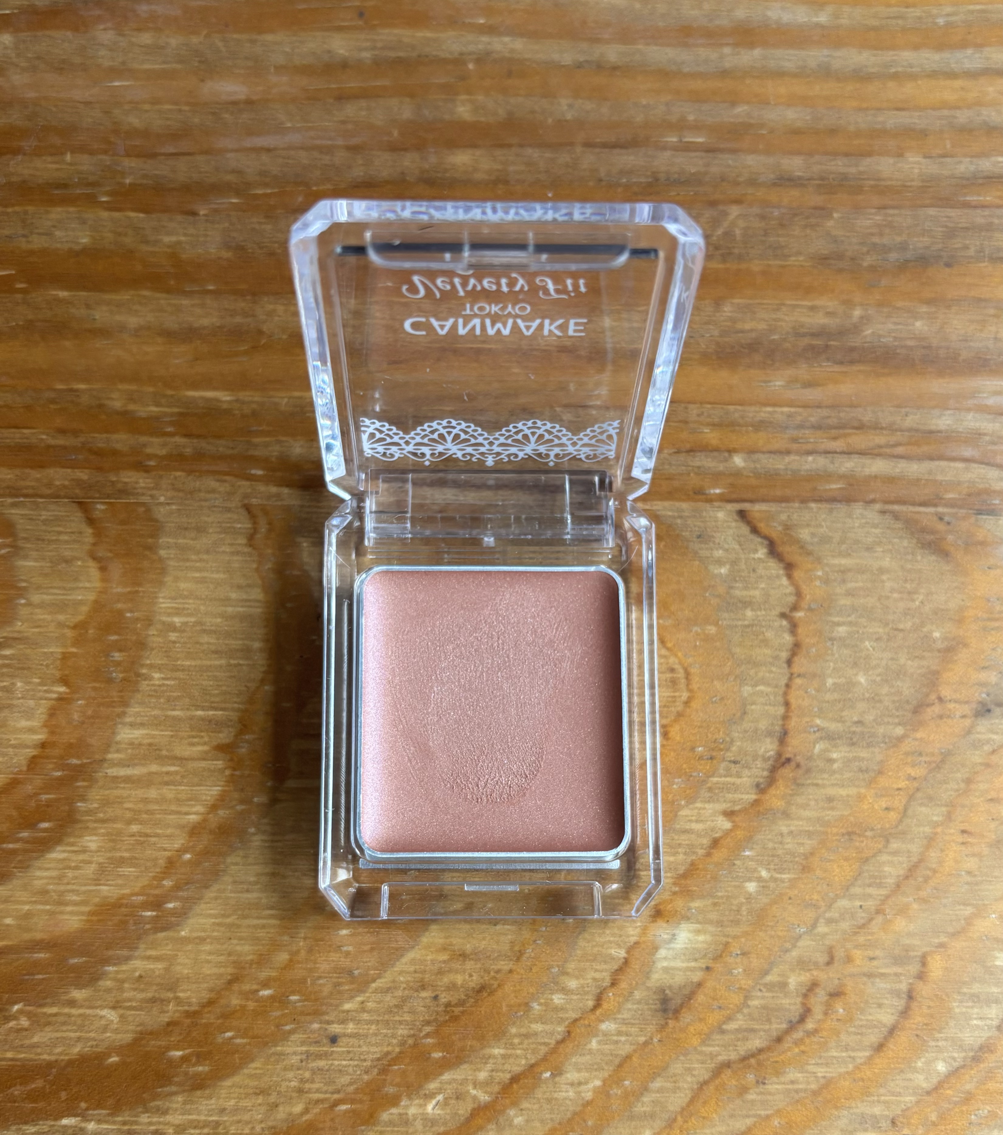 ベルベッティフィットカラーズ/キャンメイク/ジェル・クリームアイシャドウを使ったクチコミ（2枚目）