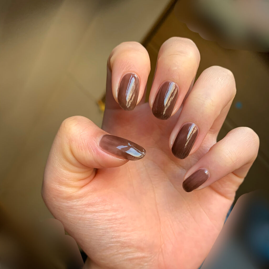 グロウアップネイルカラー [G010]アンステンド/hince/マニキュアを使ったクチコミ（2枚目）