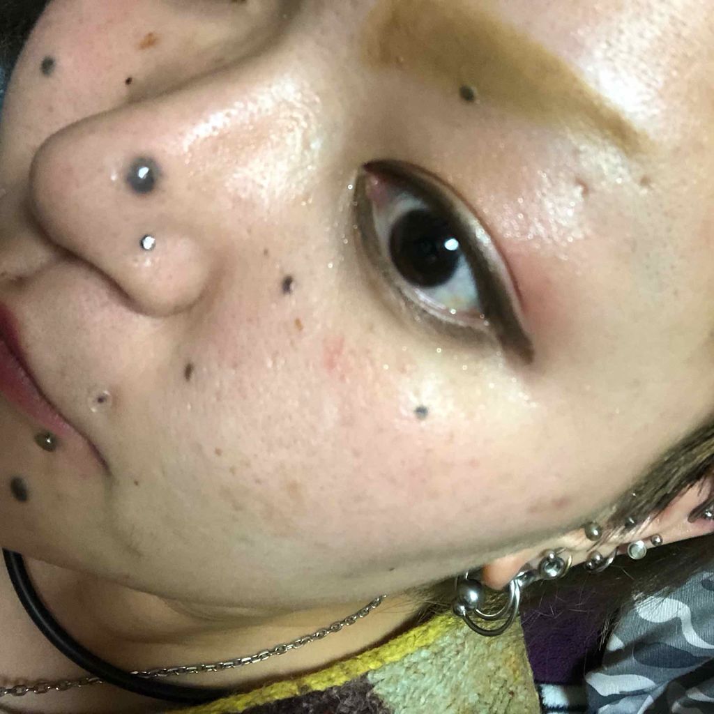 アイカラーテクスチャー グリッターフレーク/SUSIE N.Y./単色アイシャドウを使ったクチコミ（2枚目）