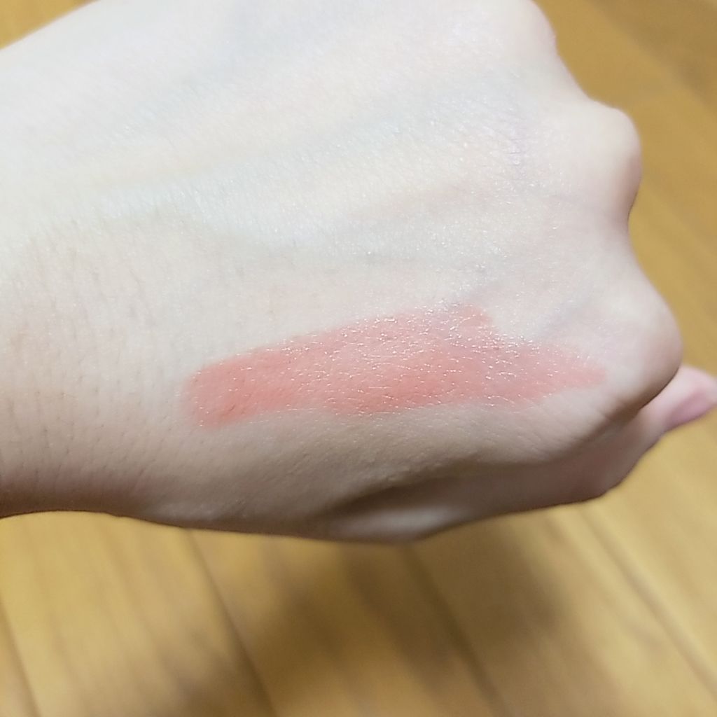 ラスティンググロスリップ/CEZANNE/口紅を使ったクチコミ（2枚目）