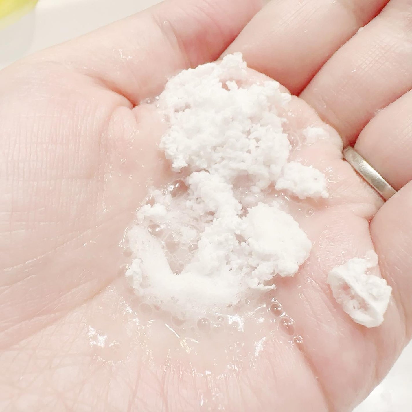 スノーアイススプレー ソレスカーラ72/SE:CRUNO/ボディローションを使ったクチコミ(5枚目)