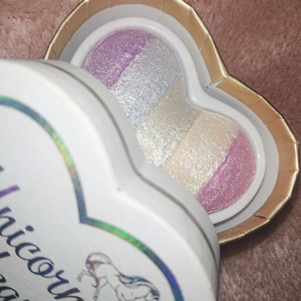 ハートハイライター ユニコーンハート/MAKEUP REVOLUTION/パウダーハイライトを使ったクチコミ(1枚目)