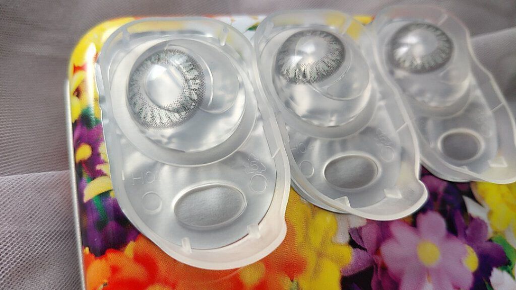 ナデシコカラーワンデー(アート缶タイプ)/NADESHIKO COLOR/ワンデー（１DAY）カラコンを使ったクチコミ（3枚目）