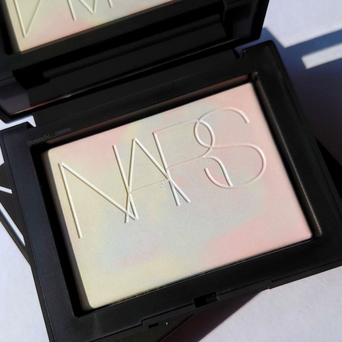 ライトリフレクティング プリズマティックパウダー/NARS/プレストパウダーを使ったクチコミ（1枚目）