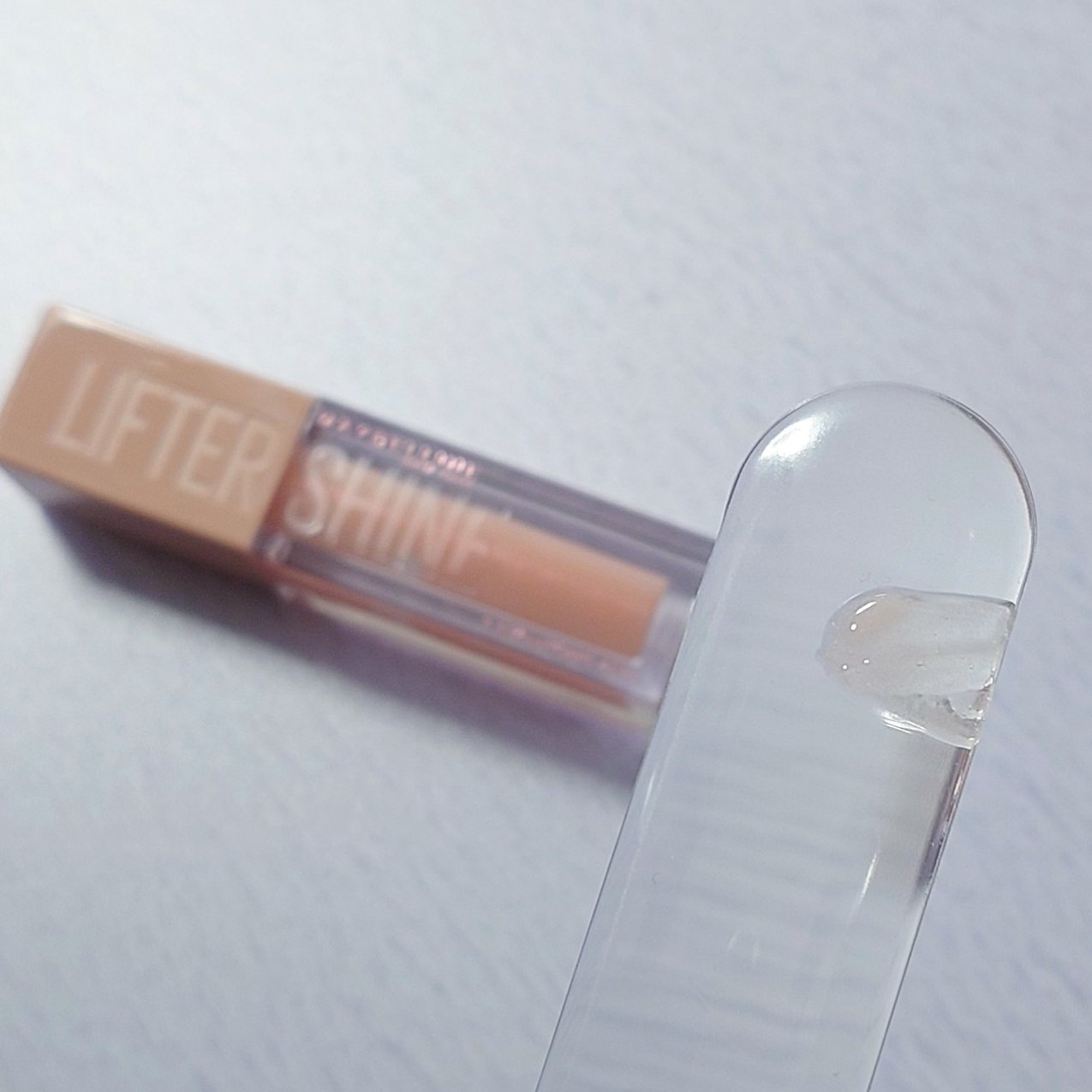 リフターシャイン/MAYBELLINE NEW YORK/リップグロスを使ったクチコミ（2枚目）