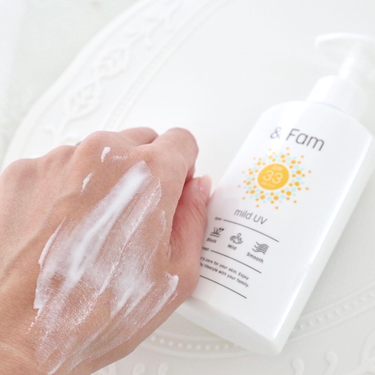 マイルドUV SPF33 PA＋＋＋/＆ Fam/日焼け止めジェルを使ったクチコミ（3枚目）