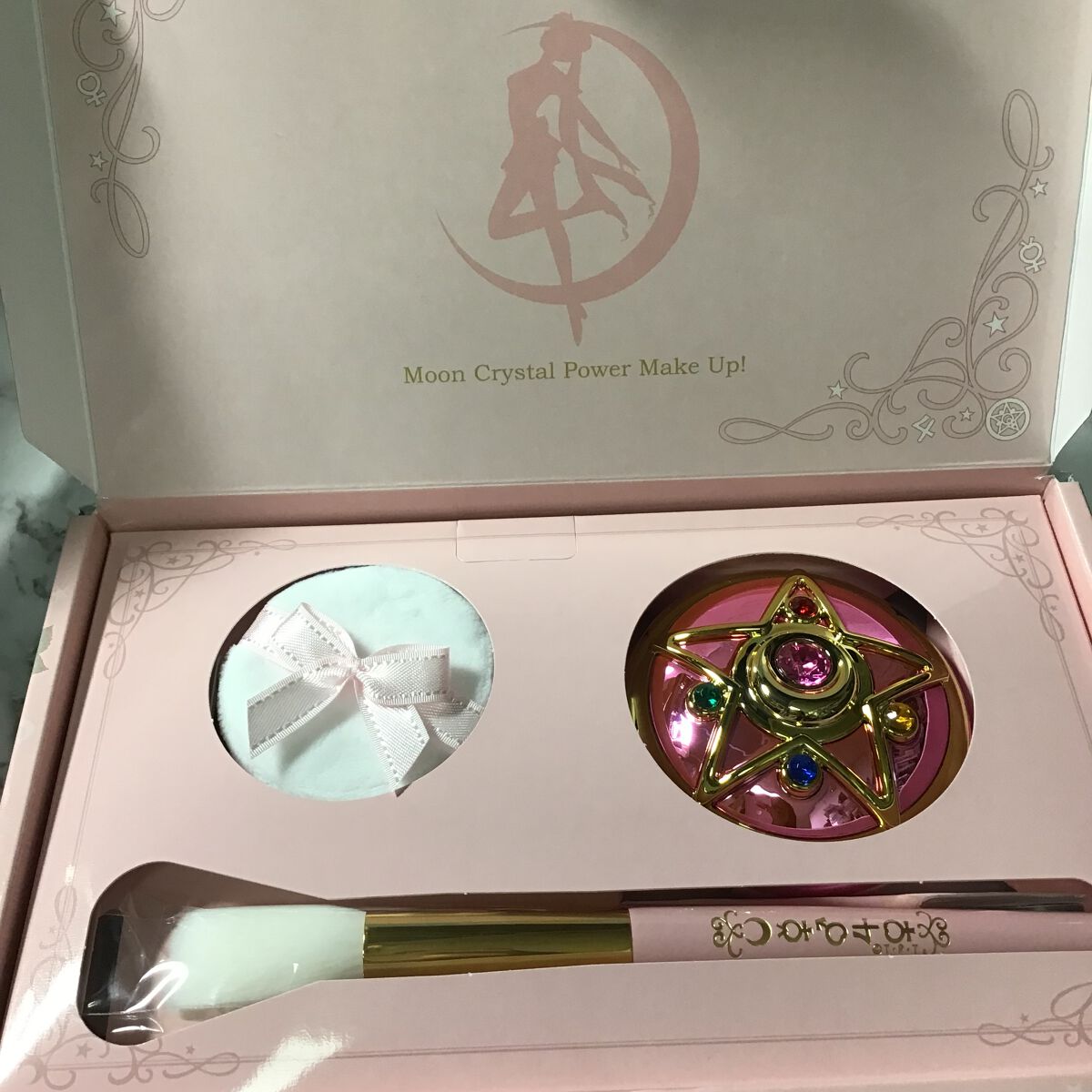 シャイニングムーンパウダー 30th Anniversary Edition/ミラクルロマンス/プレストパウダーを使ったクチコミ（3枚目）