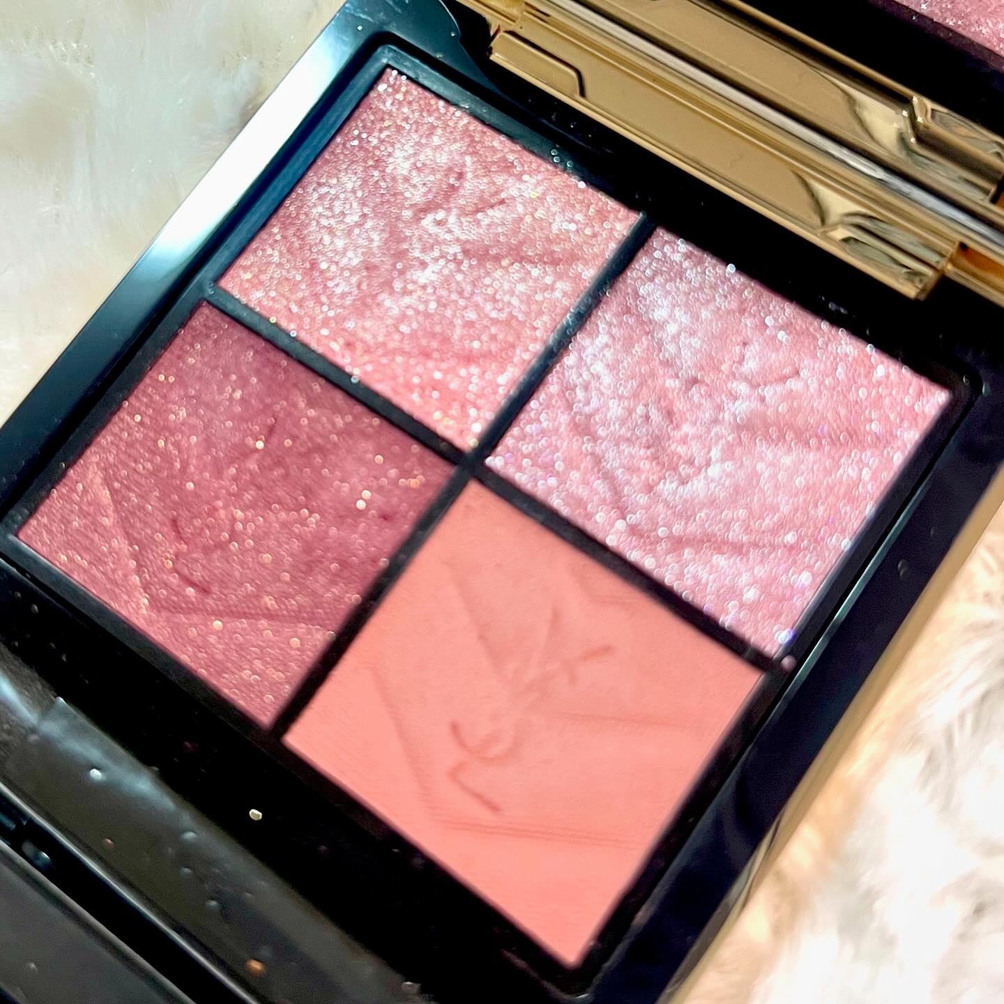 クチュール ミニ クラッチ/YVES SAINT LAURENT BEAUTE/アイシャドウパレットを使ったクチコミ（3枚目）