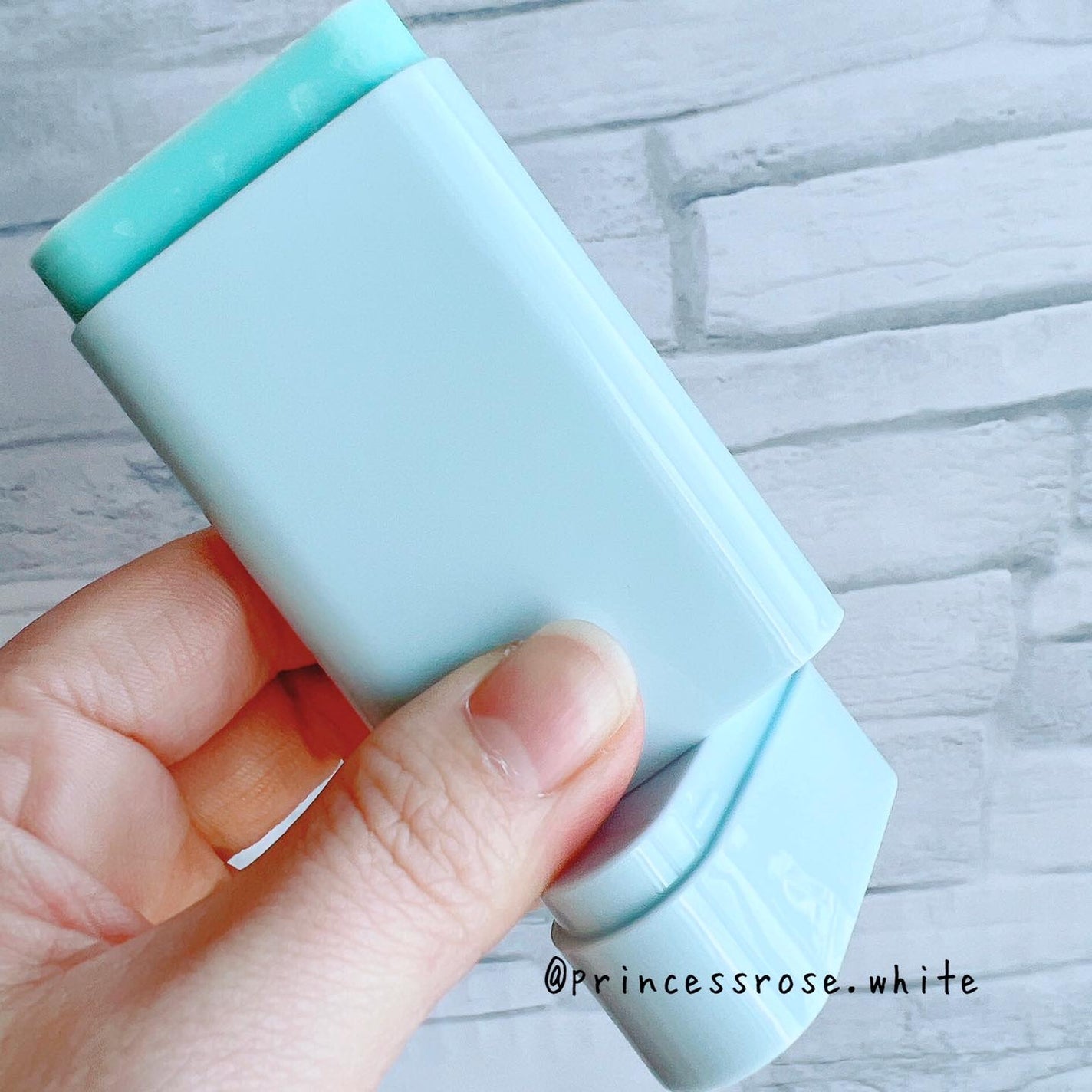 コットンソフトサンスティック/TOCOBO/日焼け止めスティックを使ったクチコミ(5枚目)