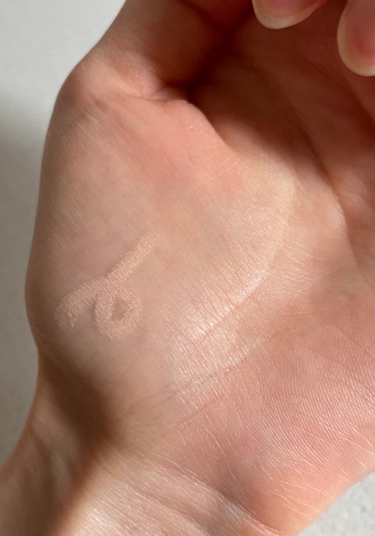 アイバッグコンシーラー/キャンメイク/ペンシルコンシーラーを使ったクチコミ(4枚目)