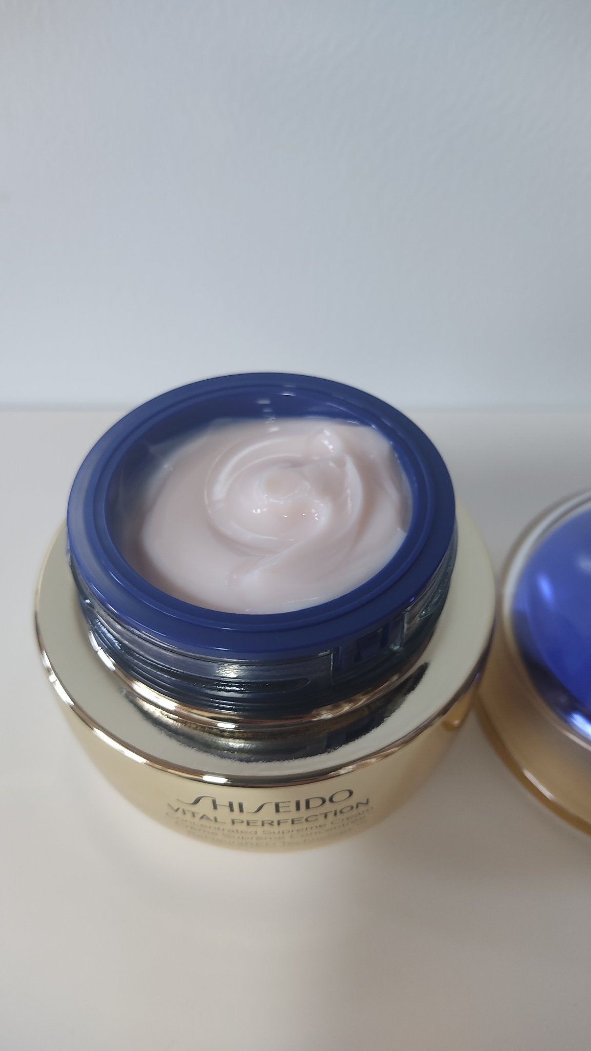 バイタルパーフェクション シュプリームクリーム コンセントレート/SHISEIDO/フェイスクリームを使ったクチコミ(3枚目)