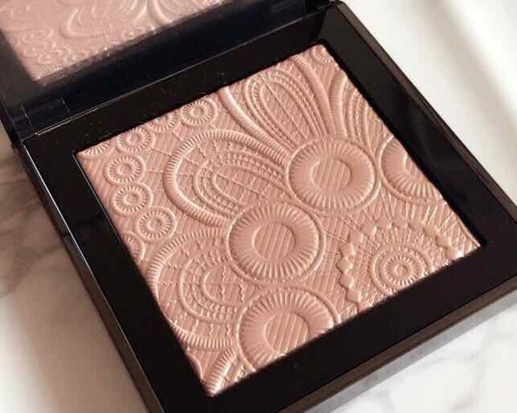 ファーストキス/Burberry Beauty/リップグロスを使ったクチコミ（2枚目）