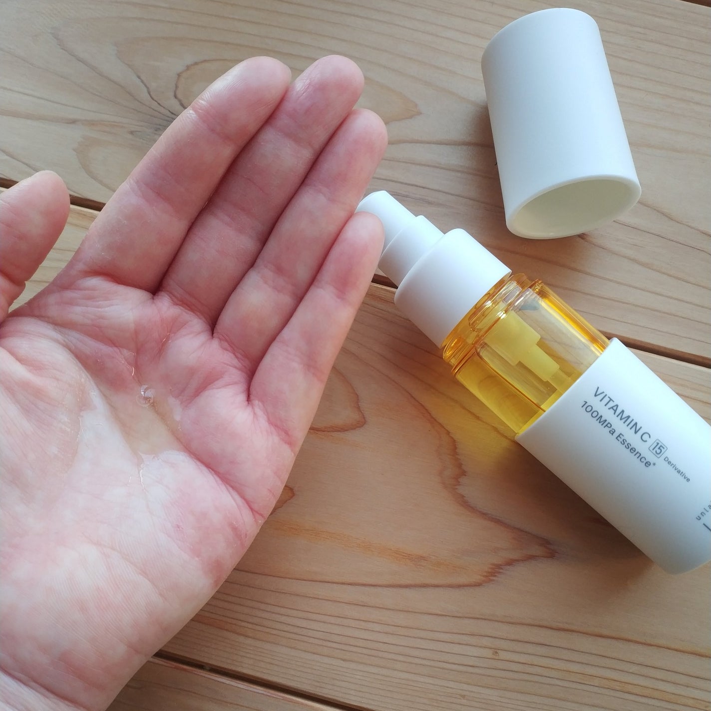 V エッセンス/unlabel/美容液を使ったクチコミ(2枚目)