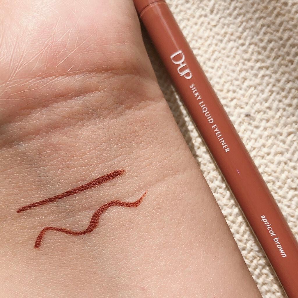 シルキーリキッドアイライナーWP/D-UP/リキッドアイライナーを使ったクチコミ(2枚目)