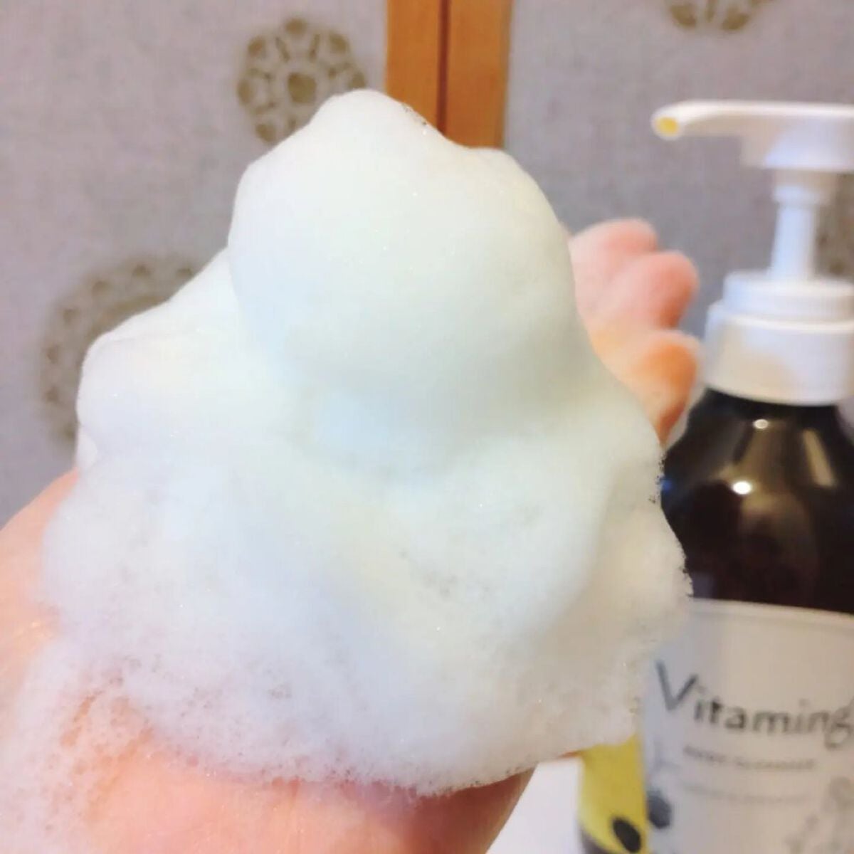 リフレッシングボディソープ(レモン&ベルガモットの香り)/Vitaming/ボディソープを使ったクチコミ(5枚目)