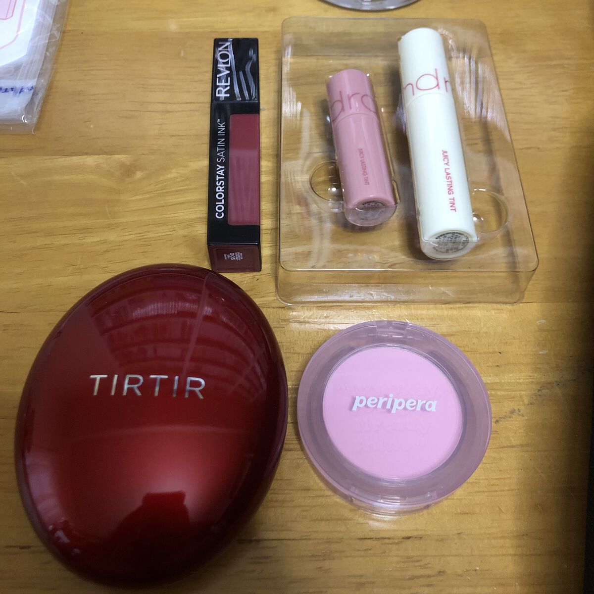 ジューシーラスティングティント ウィズミニセット/rom&nd/リップティントを使ったクチコミ（2枚目）