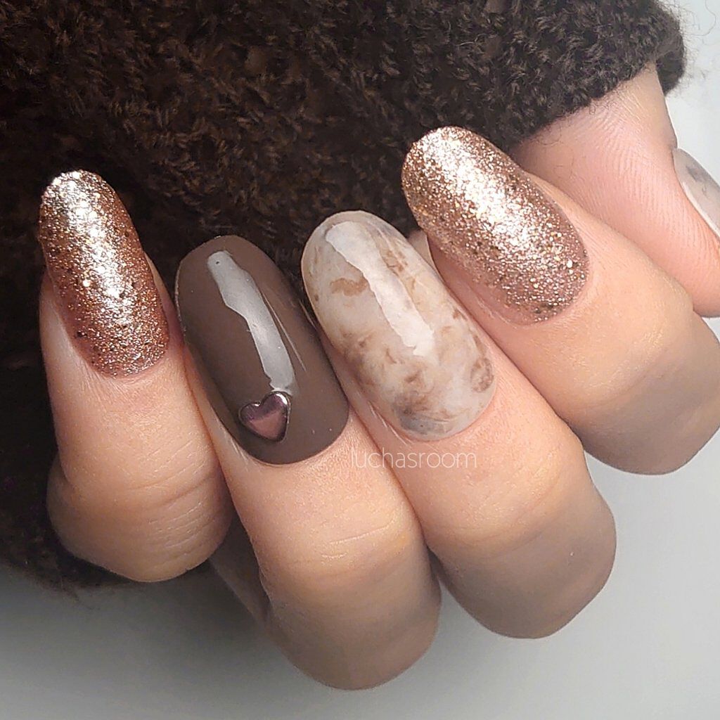 ネイルホリック Nostalgic color BR324/ネイルホリック/マニキュアを使ったクチコミ（1枚目）