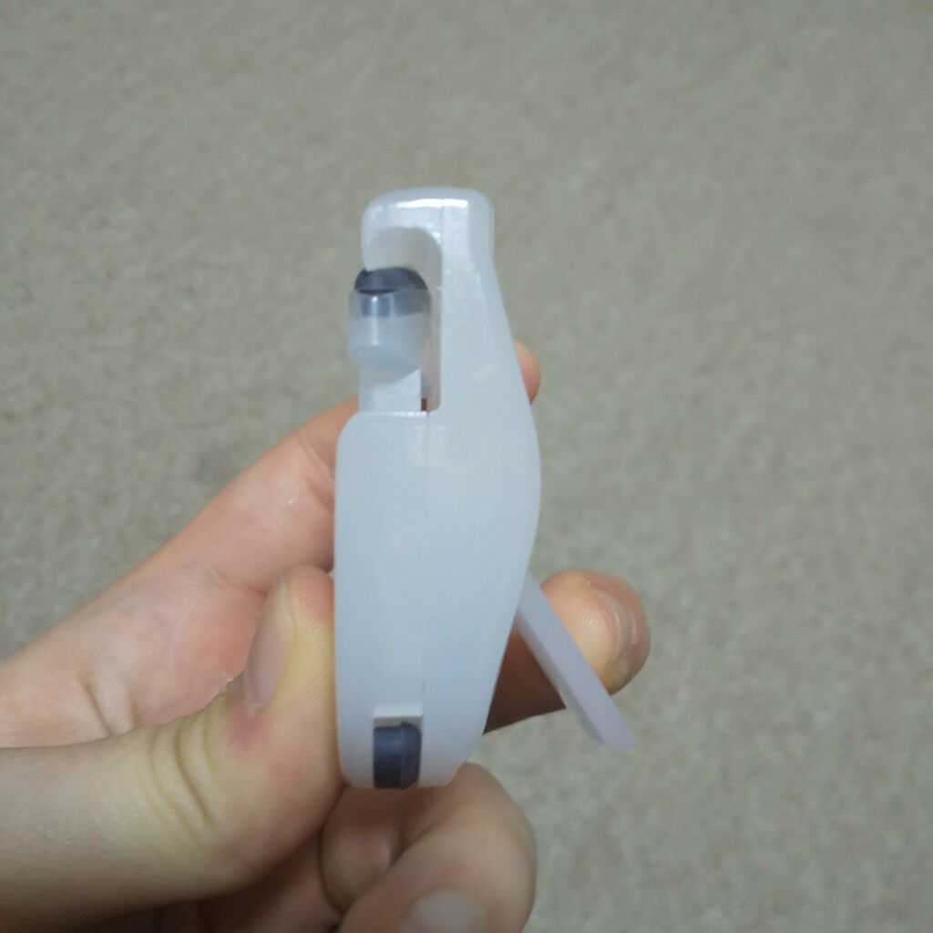 携帯用アイラッシュカーラー/無印良品/ビューラーを使ったクチコミ（3枚目）