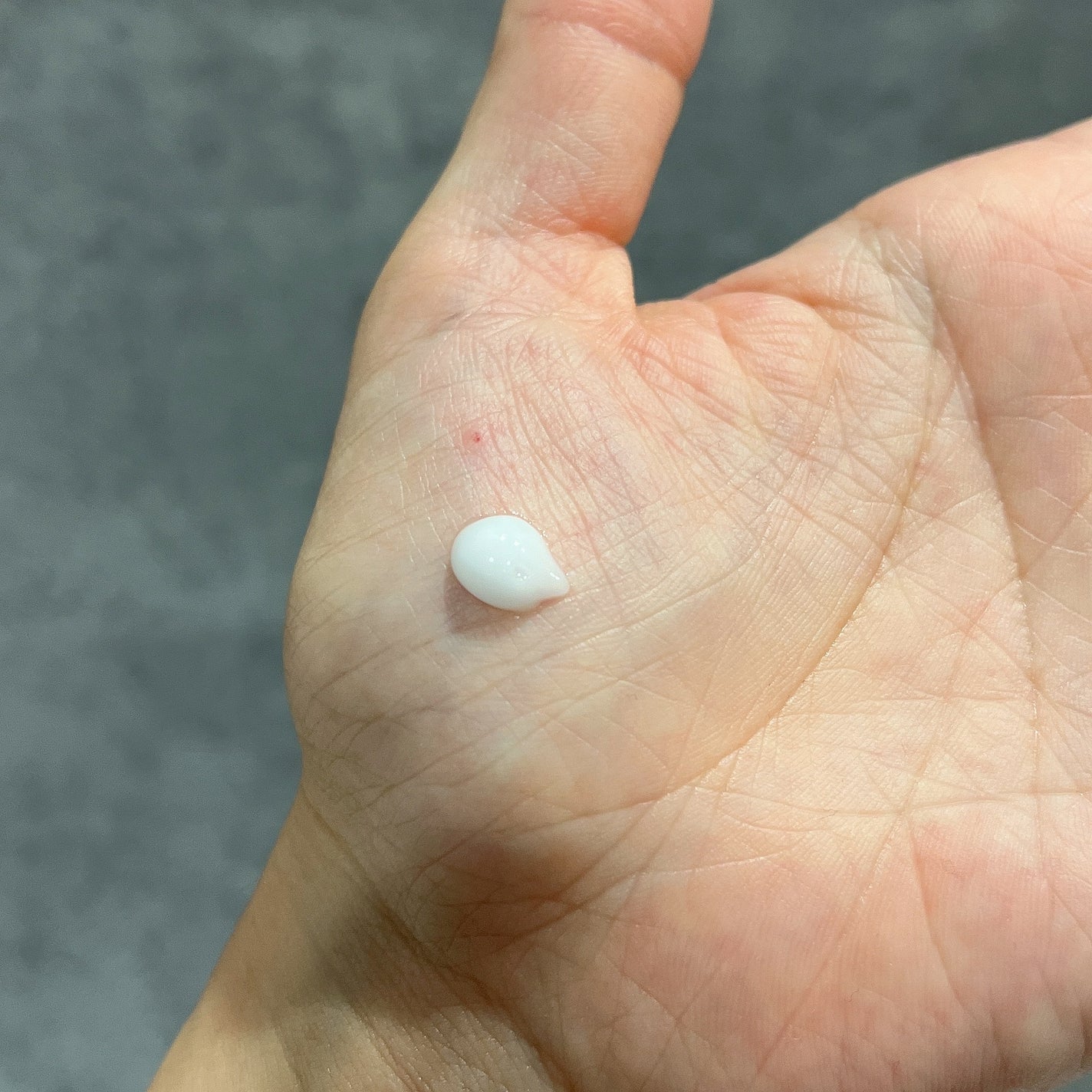 アゼフィット VC ジェルクリーム/NIKI PITA/フェイスクリームを使ったクチコミ(4枚目)