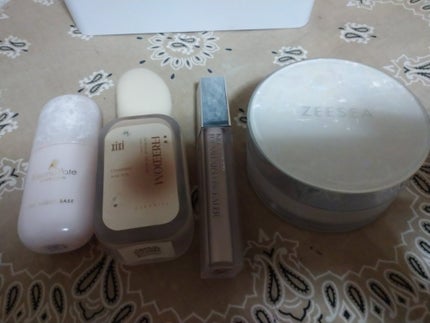 フリーダムリキッドファンデーション/xixi/リキッドファンデーションを使ったクチコミ(1枚目)