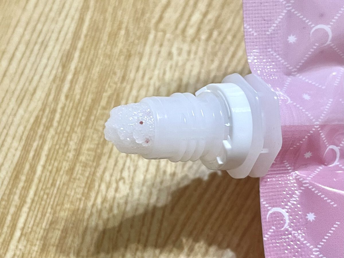 バストスクラブクリーム/yorumee/バスト・ヒップケアを使ったクチコミ（2枚目）