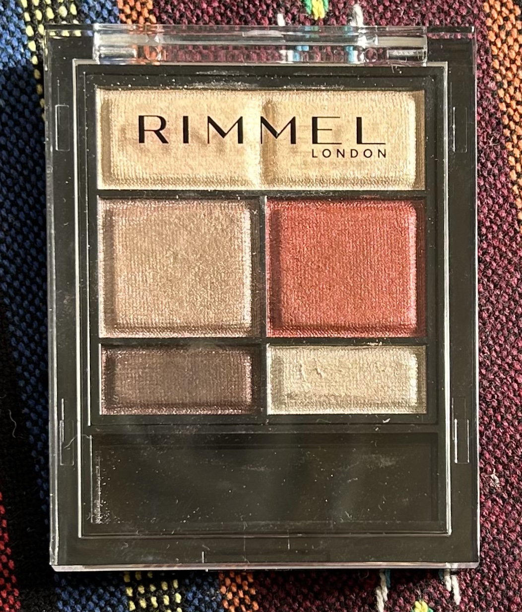 ワンダー スウィート アイシャドウ 005 甘酸っぱく自由なクランベリーラテショコラ/リンメル ロンドン/アイシャドウパレットを使ったクチコミ（1枚目）