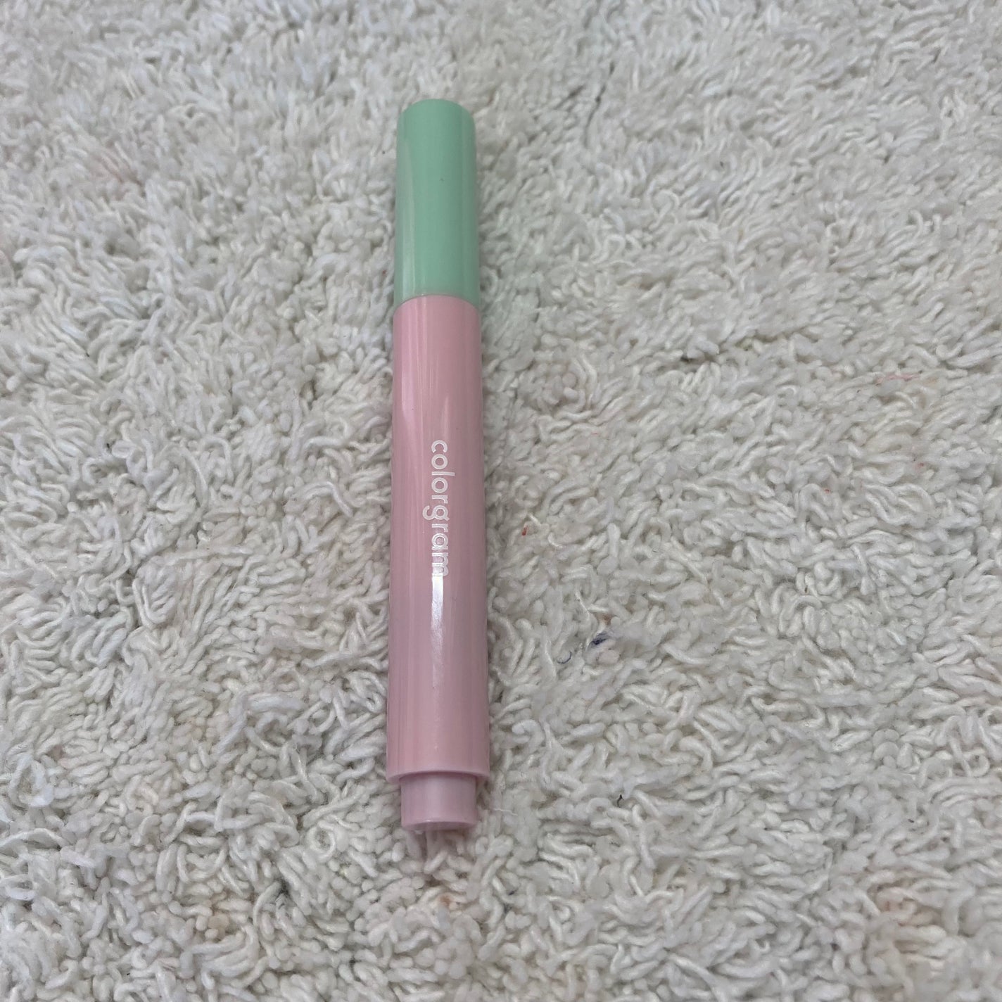 フルーティタンフルグラススティック/Colorgram/口紅を使ったクチコミ(2枚目)