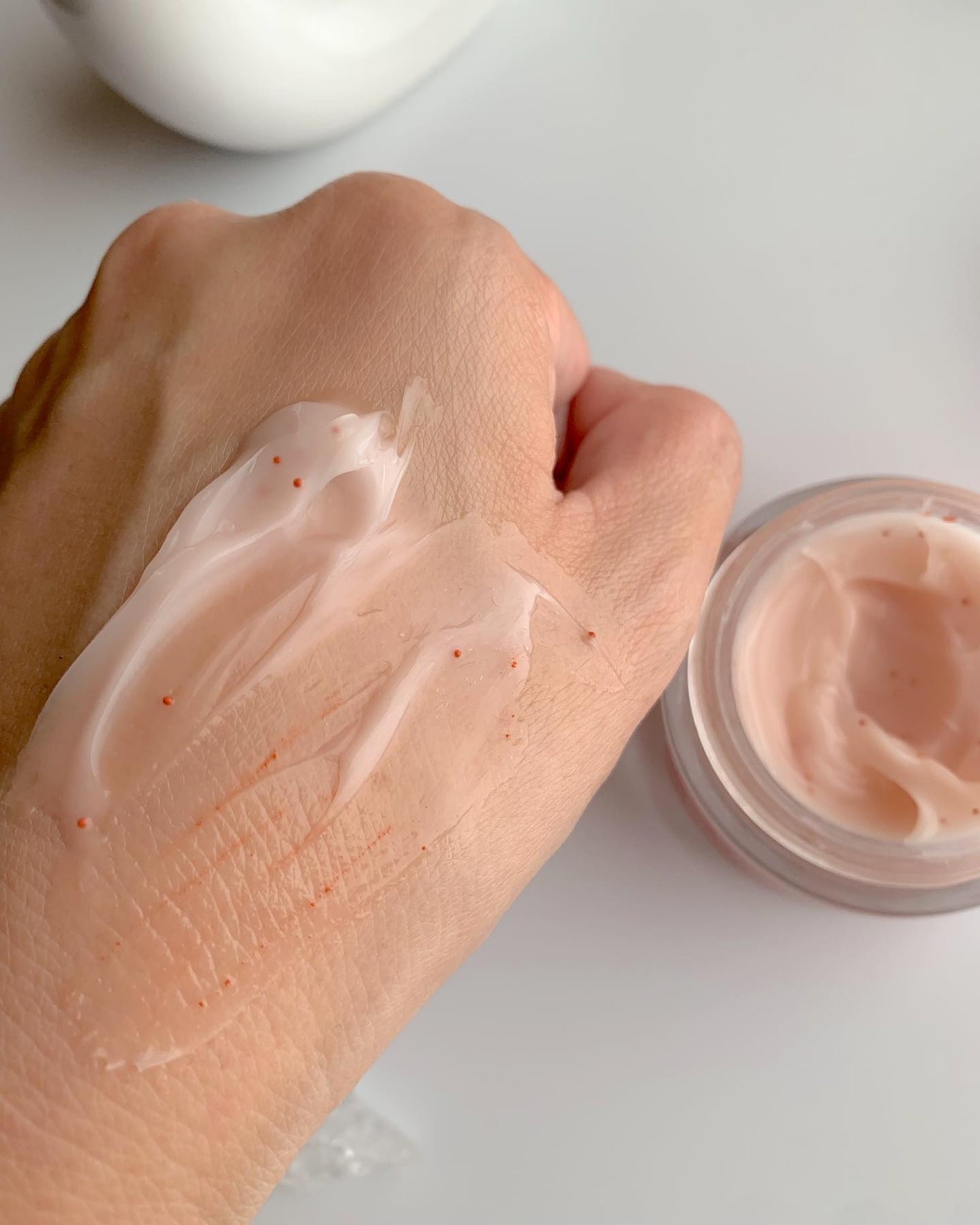 アスタキサンチンアンプル/Dr.Melaxin/美容液を使ったクチコミ(7枚目)