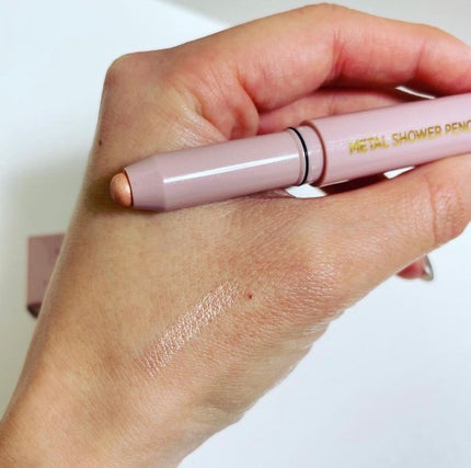 ウォンジョンヨ メタルシャワーペンシル/Wonjungyo/スティックアイシャドウを使ったクチコミ(2枚目)