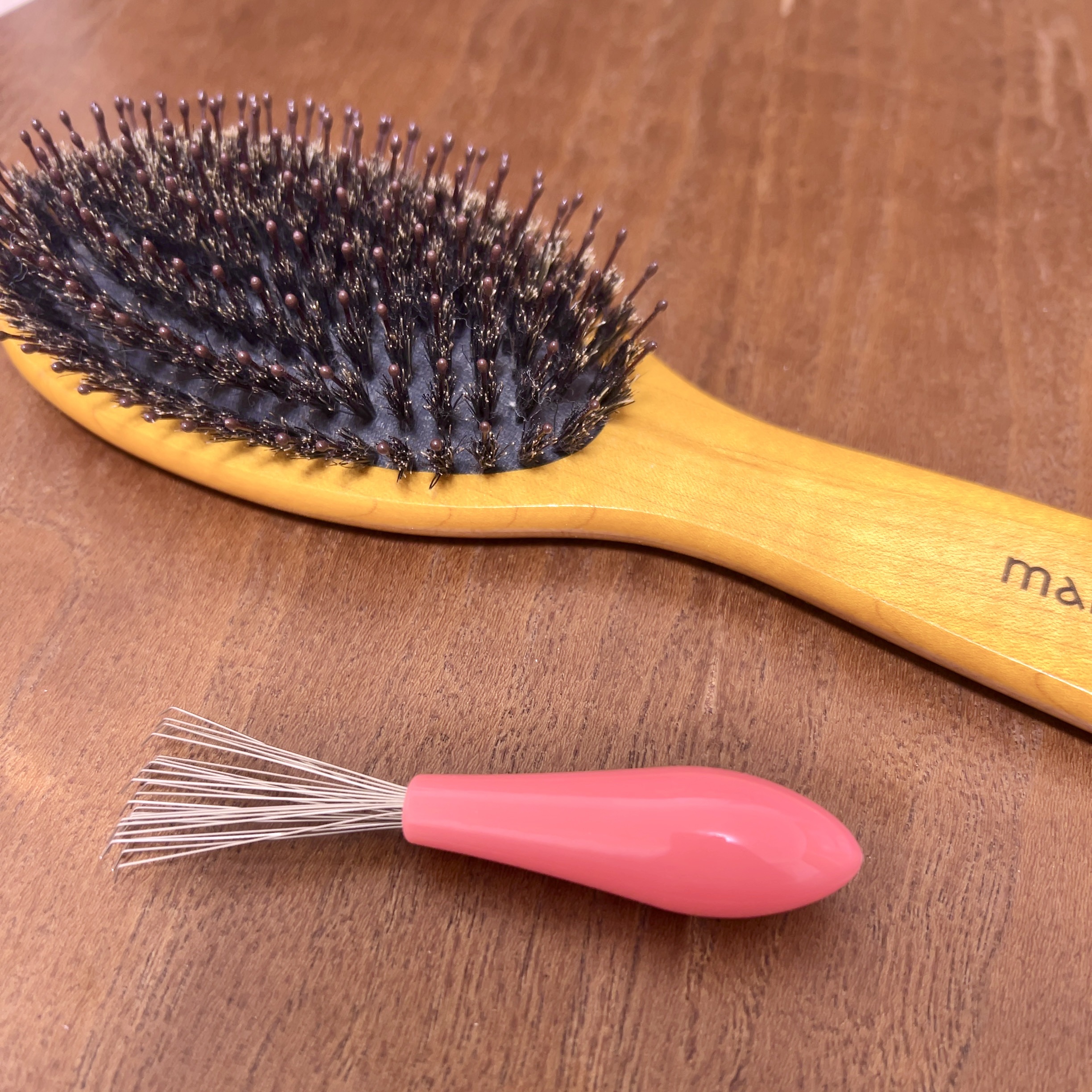 つやつや天然毛のミックスブラシ/マペペ/ヘアブラシを使ったクチコミ（2枚目）