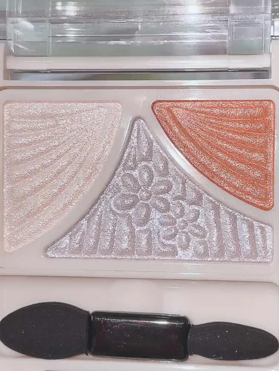 ジューシーピュアアイズ/キャンメイク/アイシャドウパレットを使ったクチコミ（2枚目）