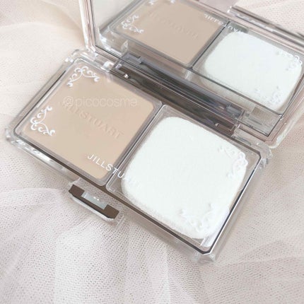 JILL STUART エアリーステイフローレス パウダーファンデーションのクチコミ「⋆⸜実は買ってましたシリーズ⸝⋆
見た目だけじゃないんです!!
大好きな🐨💙(@.....」(2枚目)