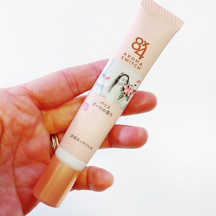 8x4 アロマスイッチ 涼感ネックジェル パリスブーケの香り/8x4/デオドラント・制汗剤を使ったクチコミ(3枚目)