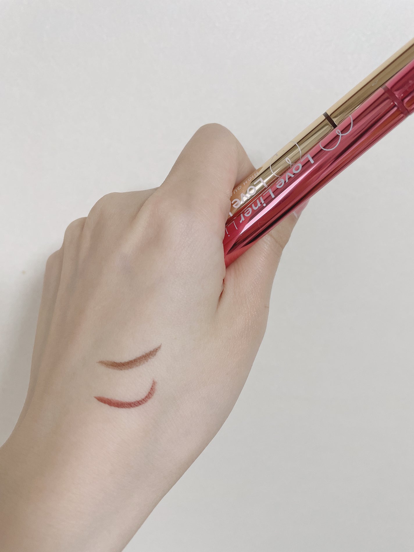 リキッドアイライナーR4/ラブ・ライナー/リキッドアイライナーを使ったクチコミ(2枚目)