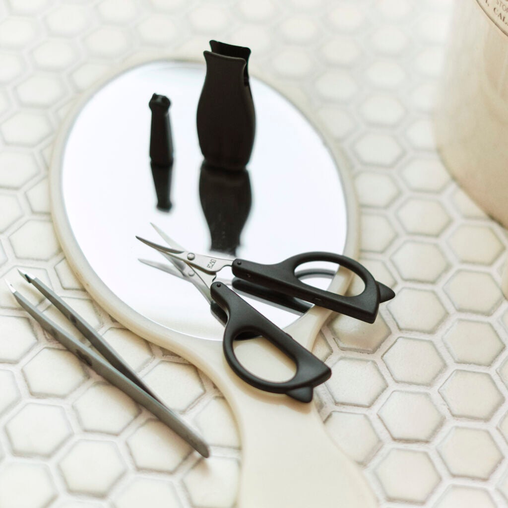 Nyarming ねこの毛抜き/貝印/毛抜きを使ったクチコミ(2枚目)