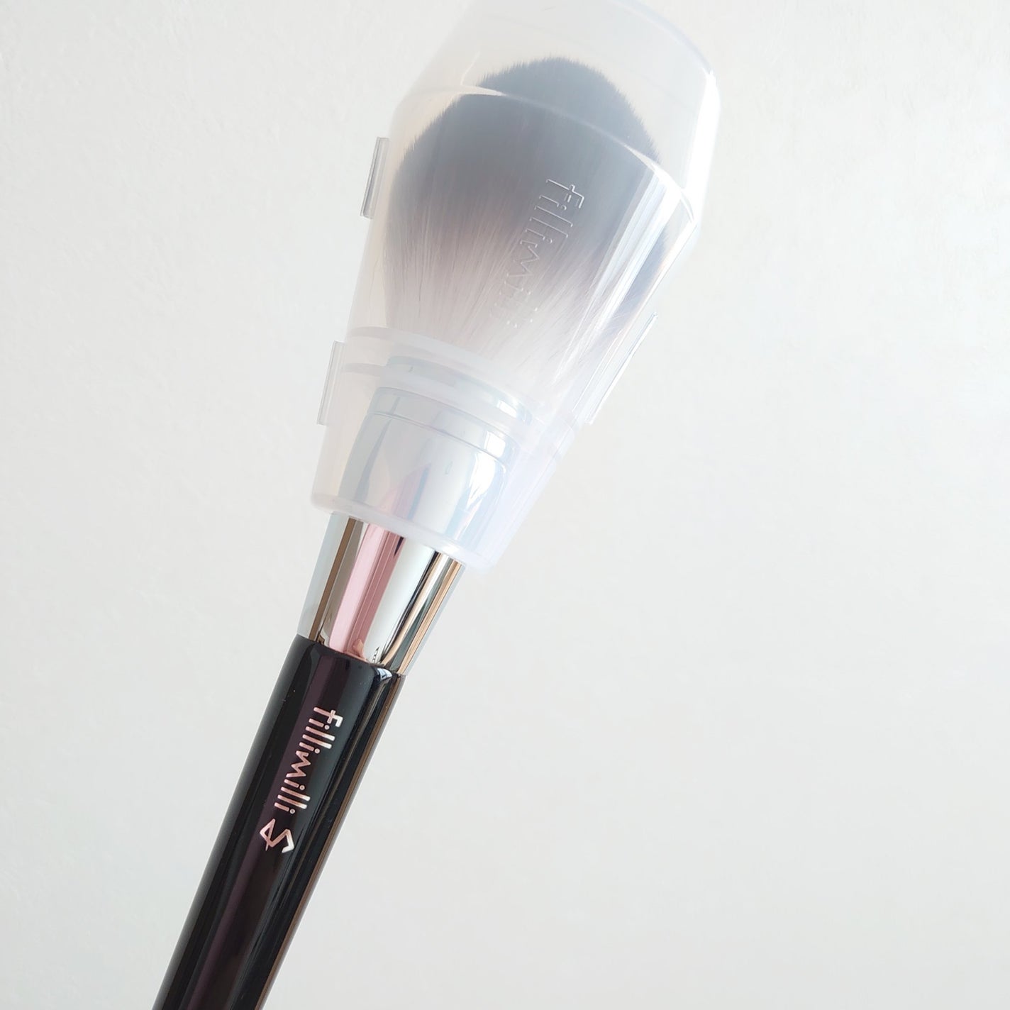 S シルキーパウダーブラシ(M) 882/fillimilli/メイクブラシを使ったクチコミ(3枚目)