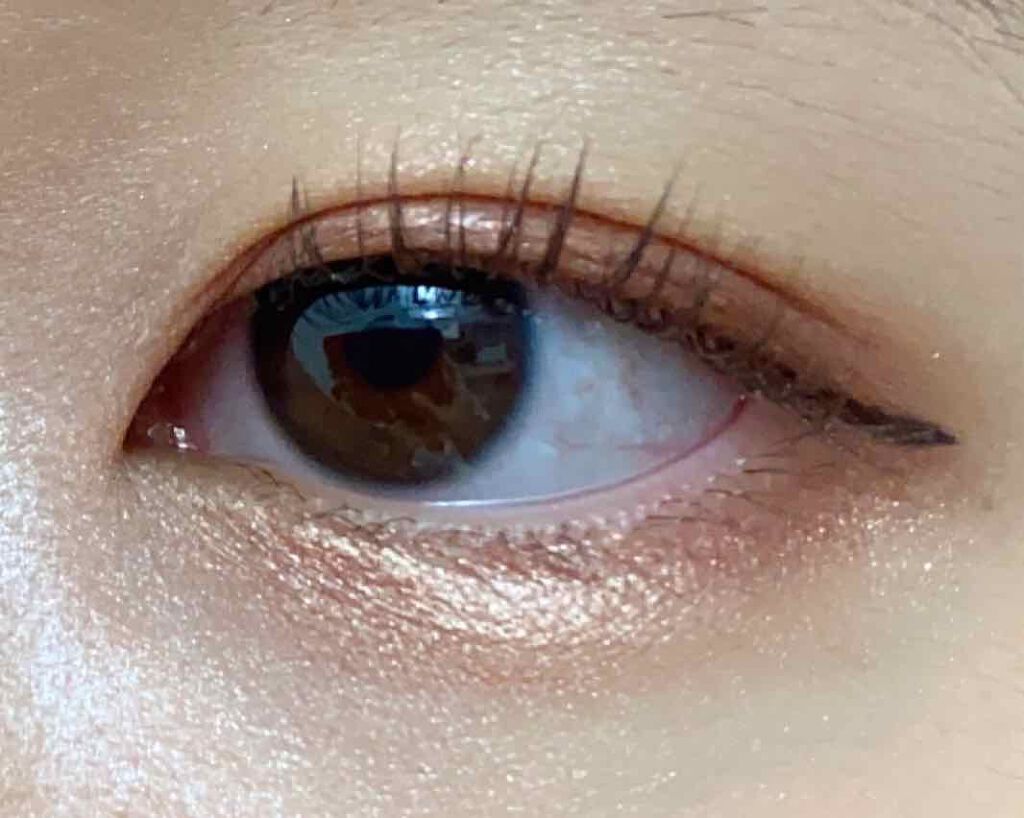 パティ パウダー アイ ビーム/REVLON/単色アイシャドウを使ったクチコミ（2枚目）